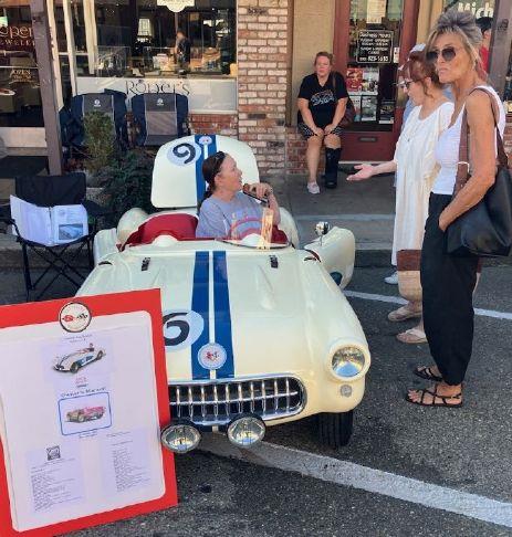 Junior achievement: Small-scale Corvette draws big eyes at Cruise Nite in Auburn
