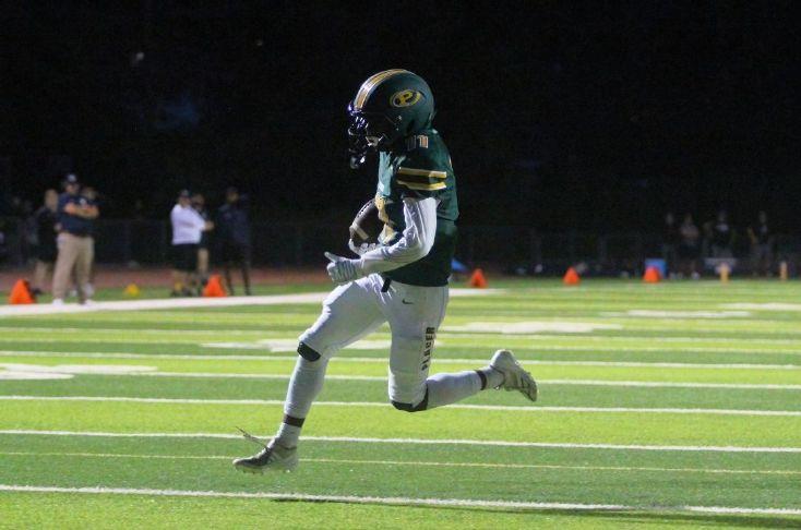 Placer pounds Rio Linda; late touchdown dooms Colfax – Gold Country Media