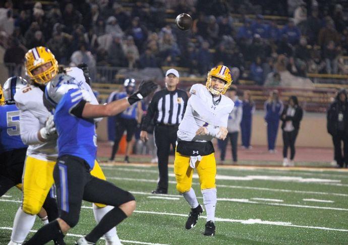 Last-minute touchdown dooms Rocklin in D-II final | Gold Country Media