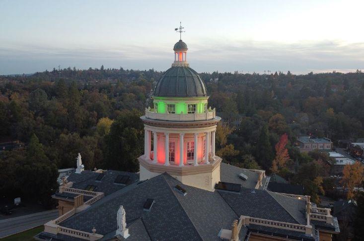 Merry Courthouse | Gold Country Media