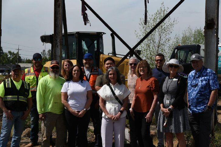 Loomis celebrates new parking lot downtown | Gold Country Media