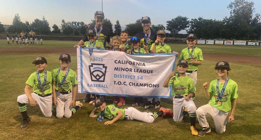 Lakeside scores four runs late to top Maidu, 16-14, to win TOC title | Gold Country Media
